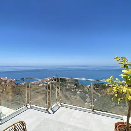 Apartamento Fuer 6 Personen Ca 120 Qm In Nerja, Andalusien Costa Del Sol Nerja