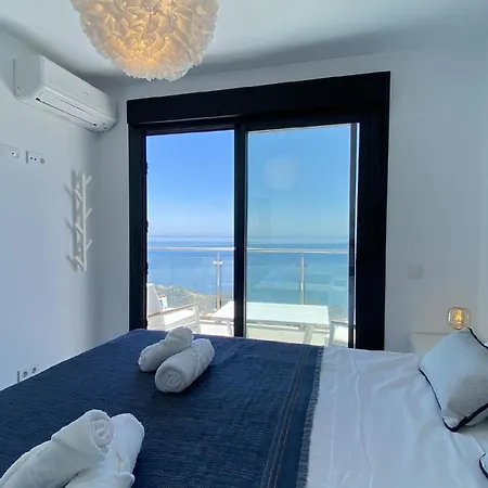 Fuer 6 Personen Ca 120 Qm In Nerja, Andalusien Costa Del Sol Apartment *