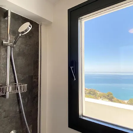 Apartment Fuer 6 Personen Ca 120 Qm In Nerja, Andalusien Costa Del Sol Nerja